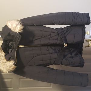 H&M Black Puffy Jacket. Size 8